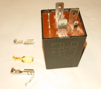 Relais_und_Stecker